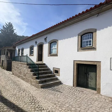 Villa Valadouro Dona Adelaide With A Pool *