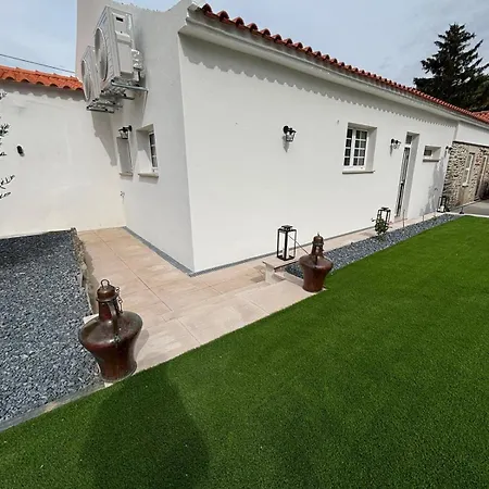 Valadouro Dona Adelaide With A Pool * Espinhosa