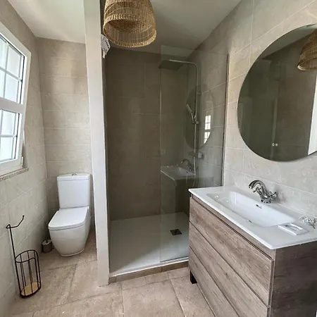 Valadouro Dona Adelaide With A Pool Villa Espinhosa